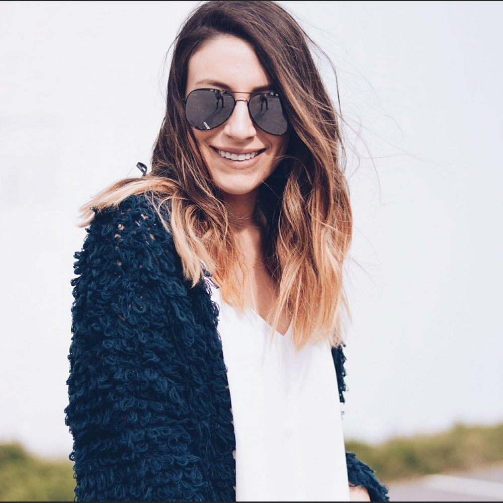 Meet your Posher, Danielle